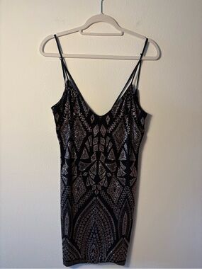 Reign On Geometric Shimmer V-Neck Bodycon Mini Dress Large
